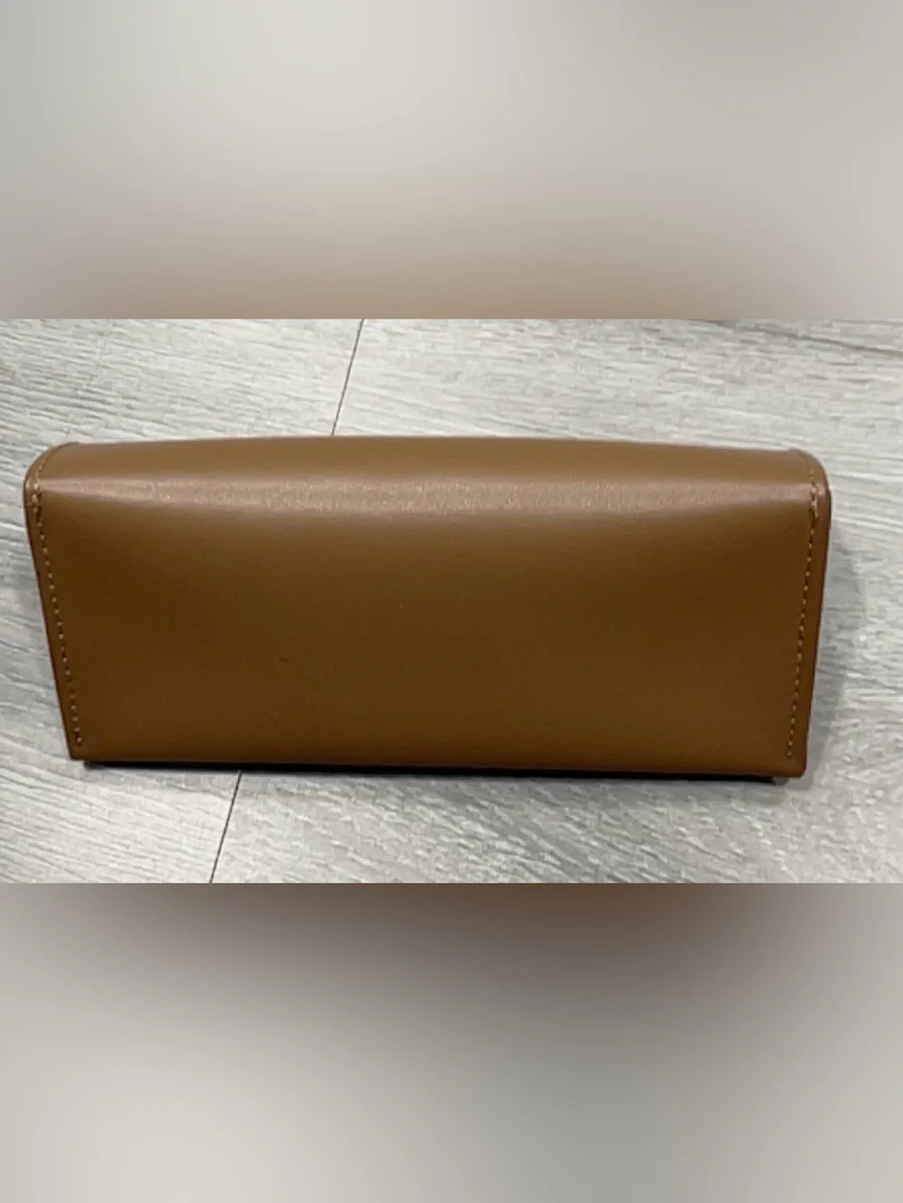 Authentic Burberry London England Brown Leather Triangular Glasses Sunglass Case